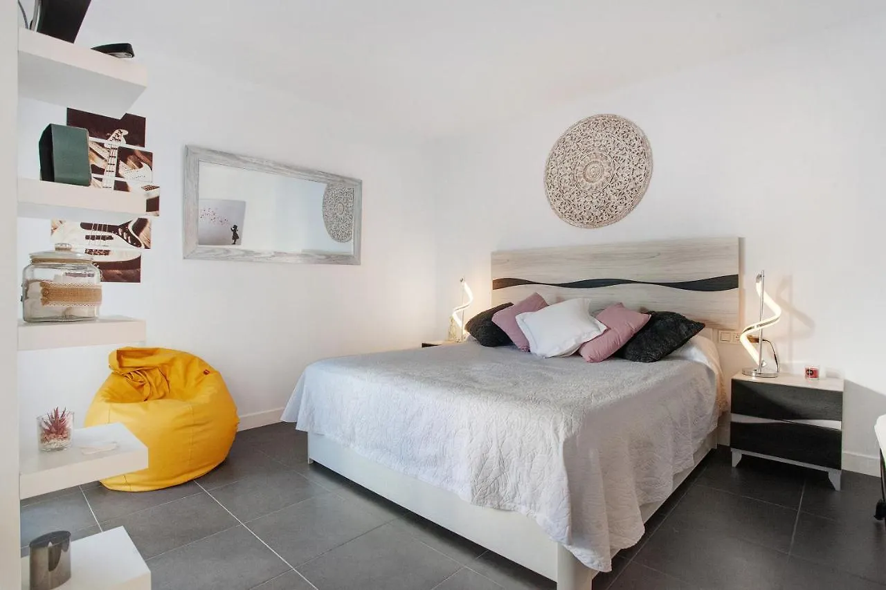 Holiday home The Garden Secret Villa Villaverde